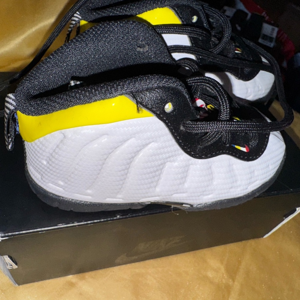 Nike Kids Shoes - Black, White, and Yellow
